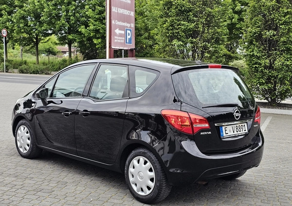 Opel Meriva cena 19990 przebieg: 174000, rok produkcji 2010 z Swarzędz małe 232